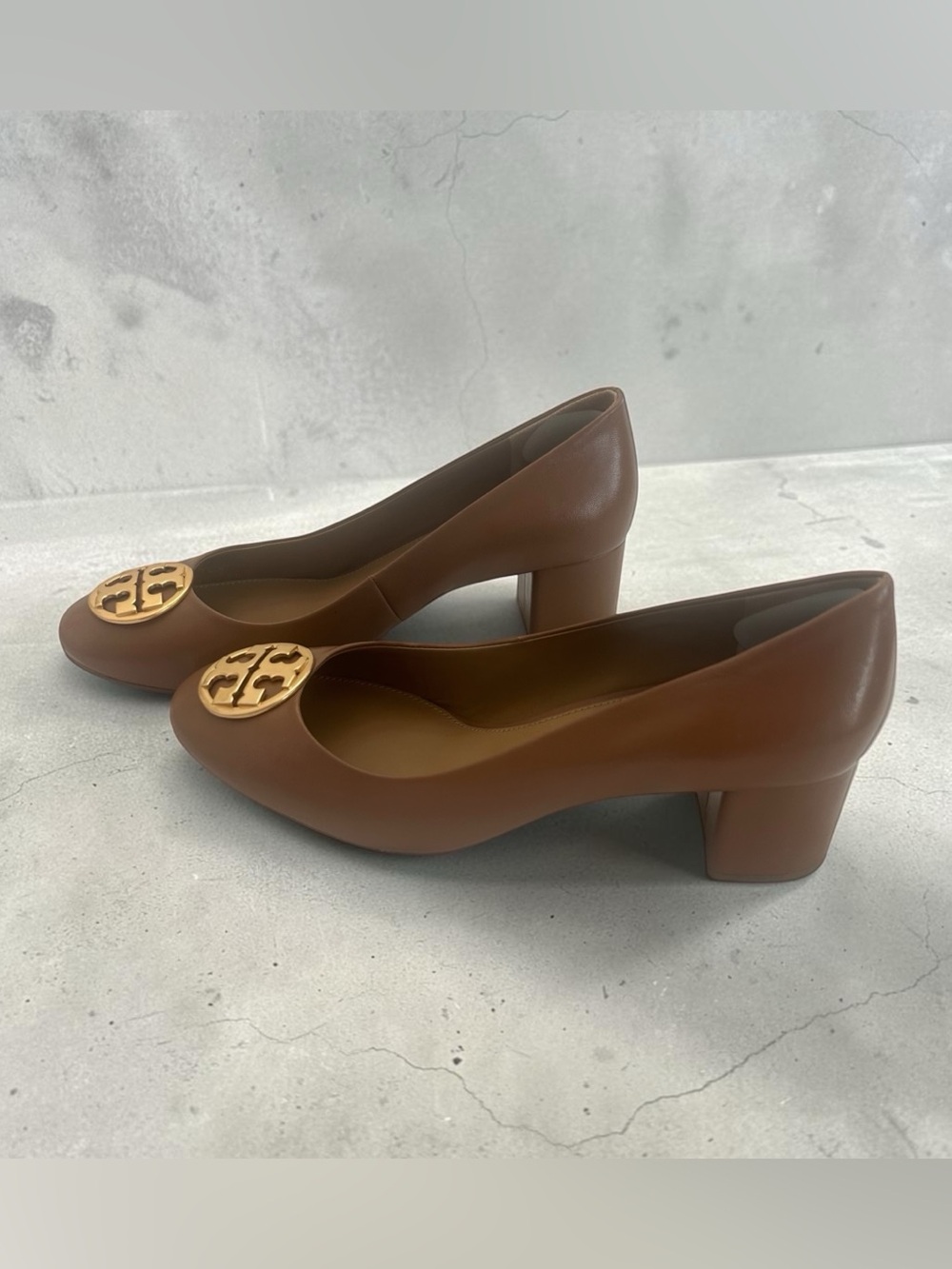 Tory Burch Royal Tan Leather Block Heel Pumps with Gold Logo